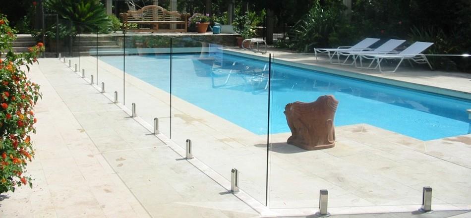 pool fence.jpg