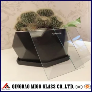 Attēlu ierāmēšanas stikls, kas neatspoguļo