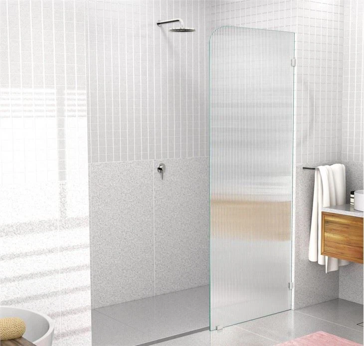 Rūdīts stikls dušas durvīm